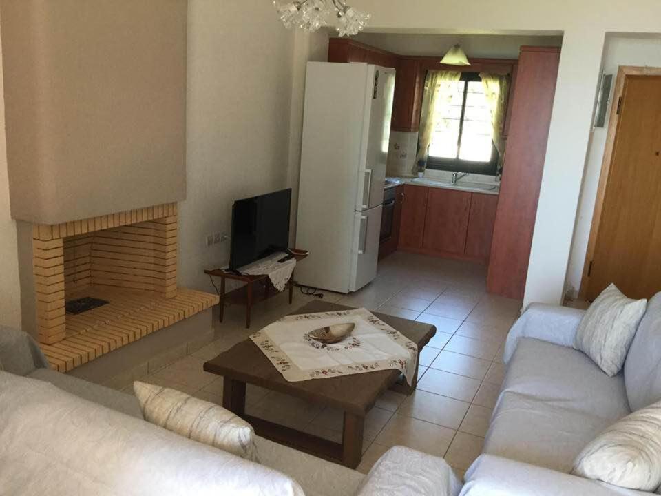 Villa Kalandra מראה חיצוני תמונה